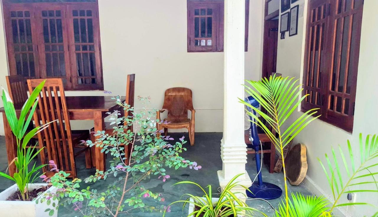 Bindu Homestay Wellawaya Luaran gambar