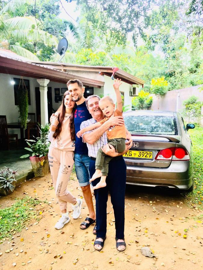 Bindu Homestay Wellawaya Luaran gambar
