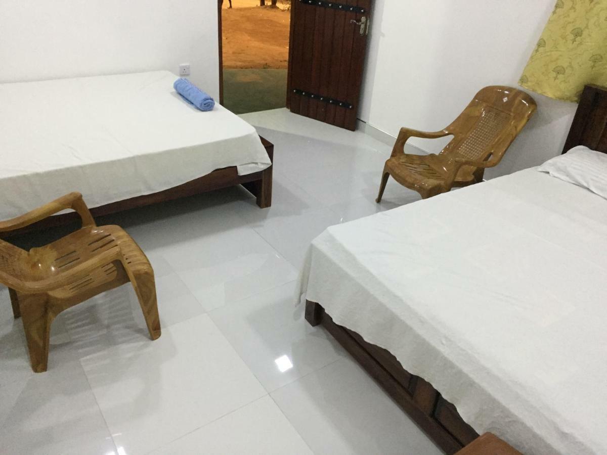 Bindu Homestay Wellawaya Luaran gambar